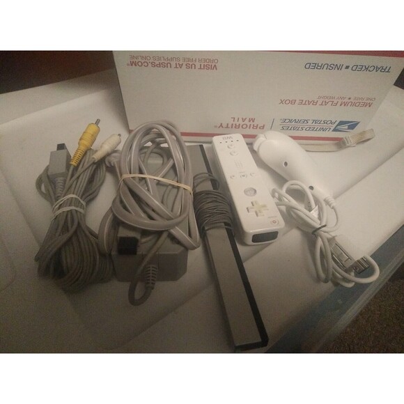 Nintendo Wii Console Bundle RVL-101 White Tested Working W/10 Games - Picture 5 of 5